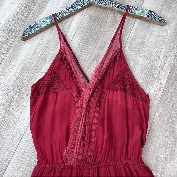 TULAROSA ‘Charmer’ Lace Eyelet Romper Size Large - Picture 7 of 14